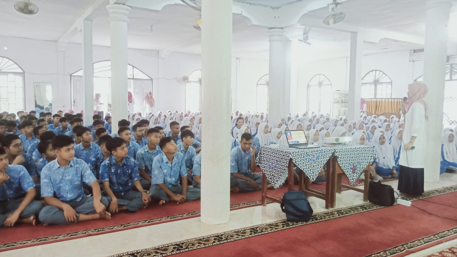 Sosialisasi Pemilihan Mapel di Fase F oleh Kepala Sekolah SMAN 7 Padang.