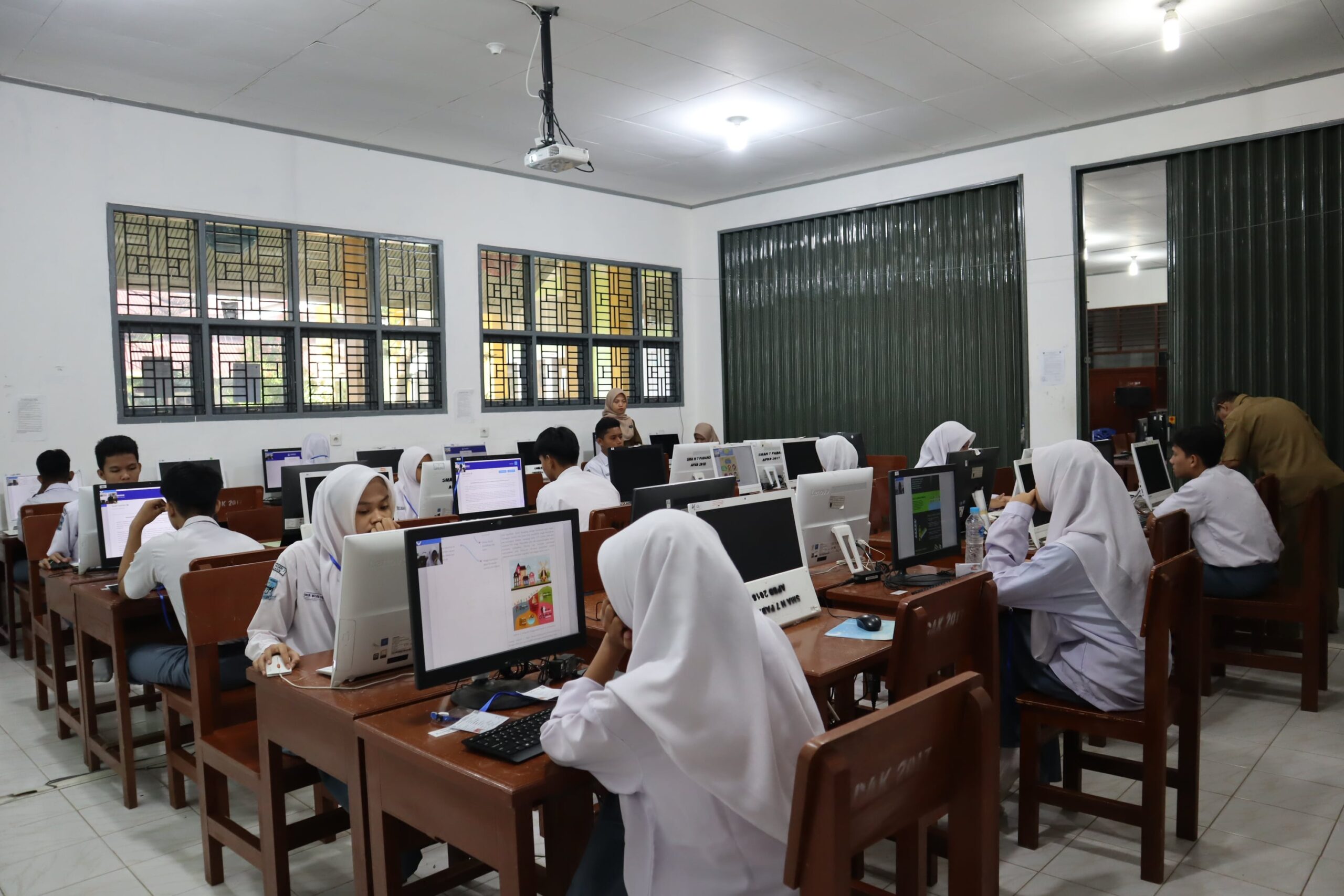 Simulasi Uji Coba Aplikasi Pengumpulan Data Assesment Nasional Berbasis Komputer: Persiapan Menuju Evaluasi Berkualitas